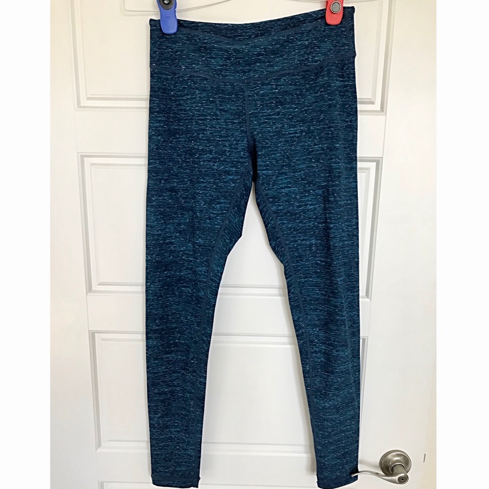Nordstrom Zella blue patterned leggings